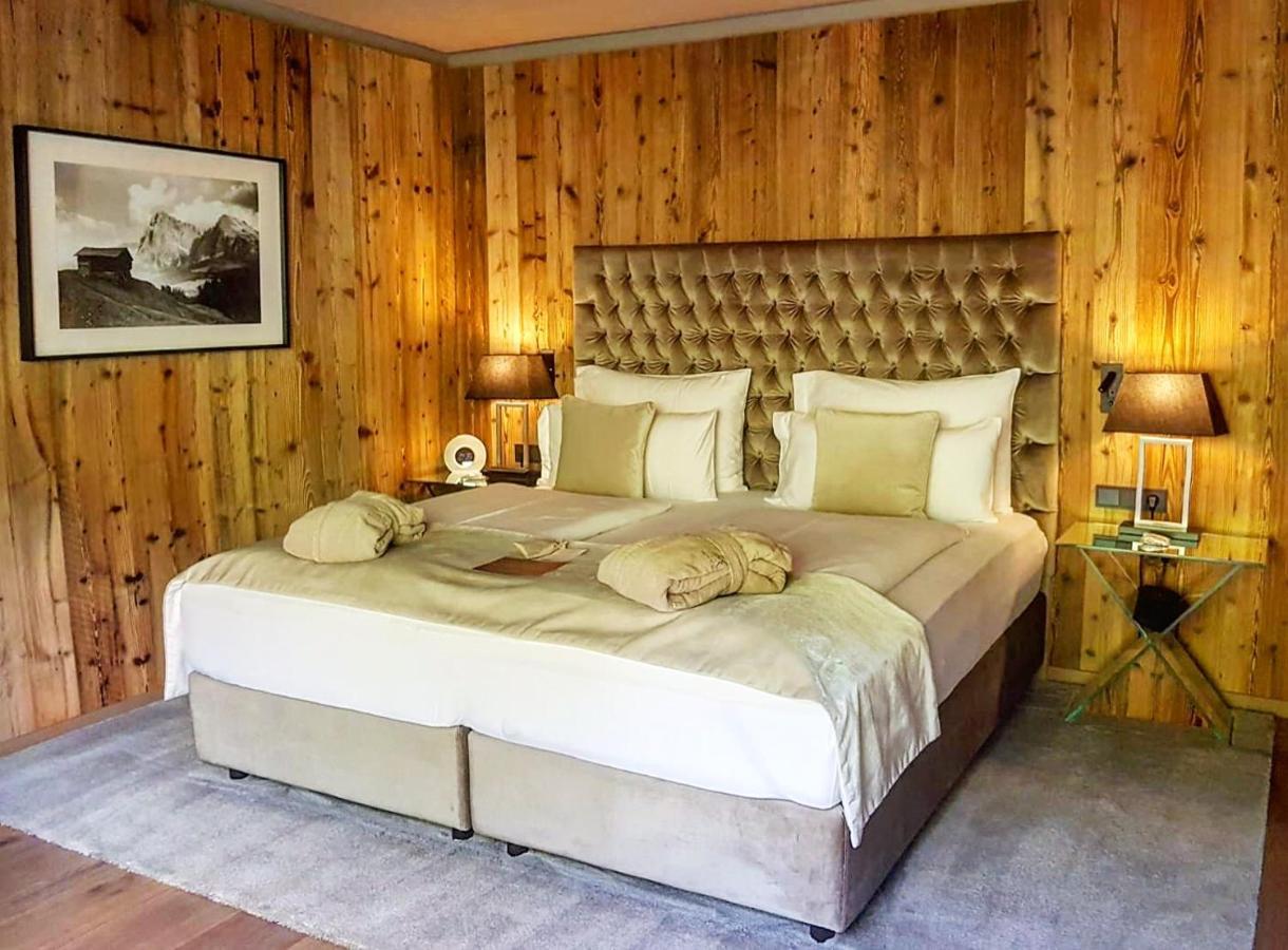 Hotel Montchalet Ortisei Ngoại thất bức ảnh