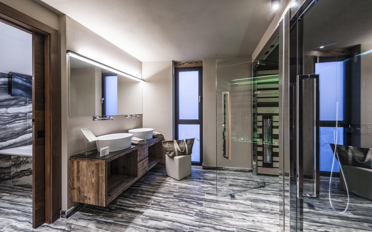 Hotel Montchalet Ortisei Ngoại thất bức ảnh